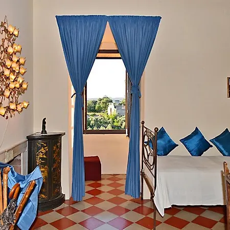 Sleeps 8 Pool Air Con Wifi