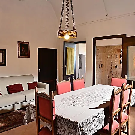 Sleeps 8 Pool Air Con Wifi Villa